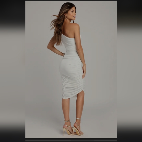 LulusTotal Appeal White Ruched One-Shoulder Bodycon Midi Dress - Picture 3 of 16